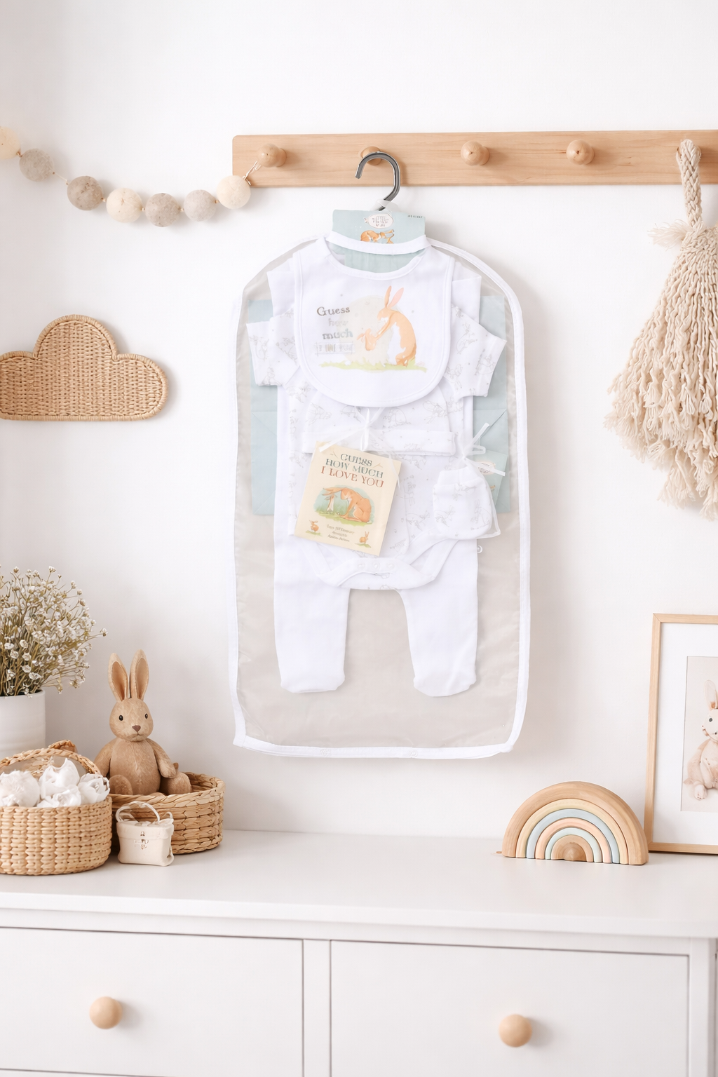 Guess How Much I Love You Baby Gift Set 0-3 Months