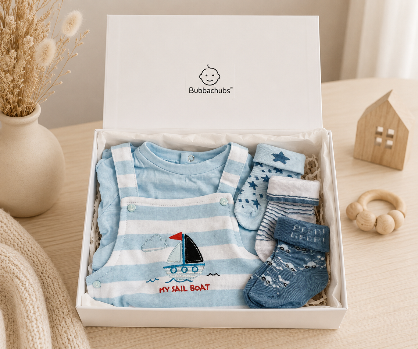 Bubbachubs Baby Boys T-Shirt, Dungarees And Sock Gift Set