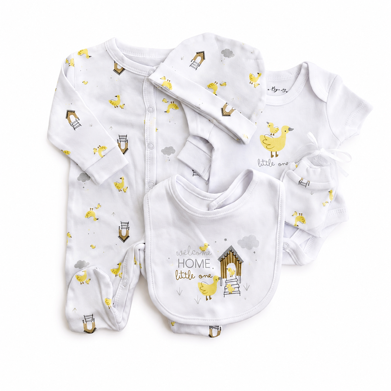 Bubbachubs New Baby Arrival Gift Set with Sleepsuit, Bodysuit, Bib, Hat, Mittens & Picture Frame