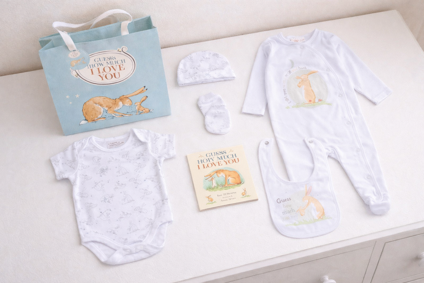 Guess How Much I Love You Baby Gift Set 0-3 Months