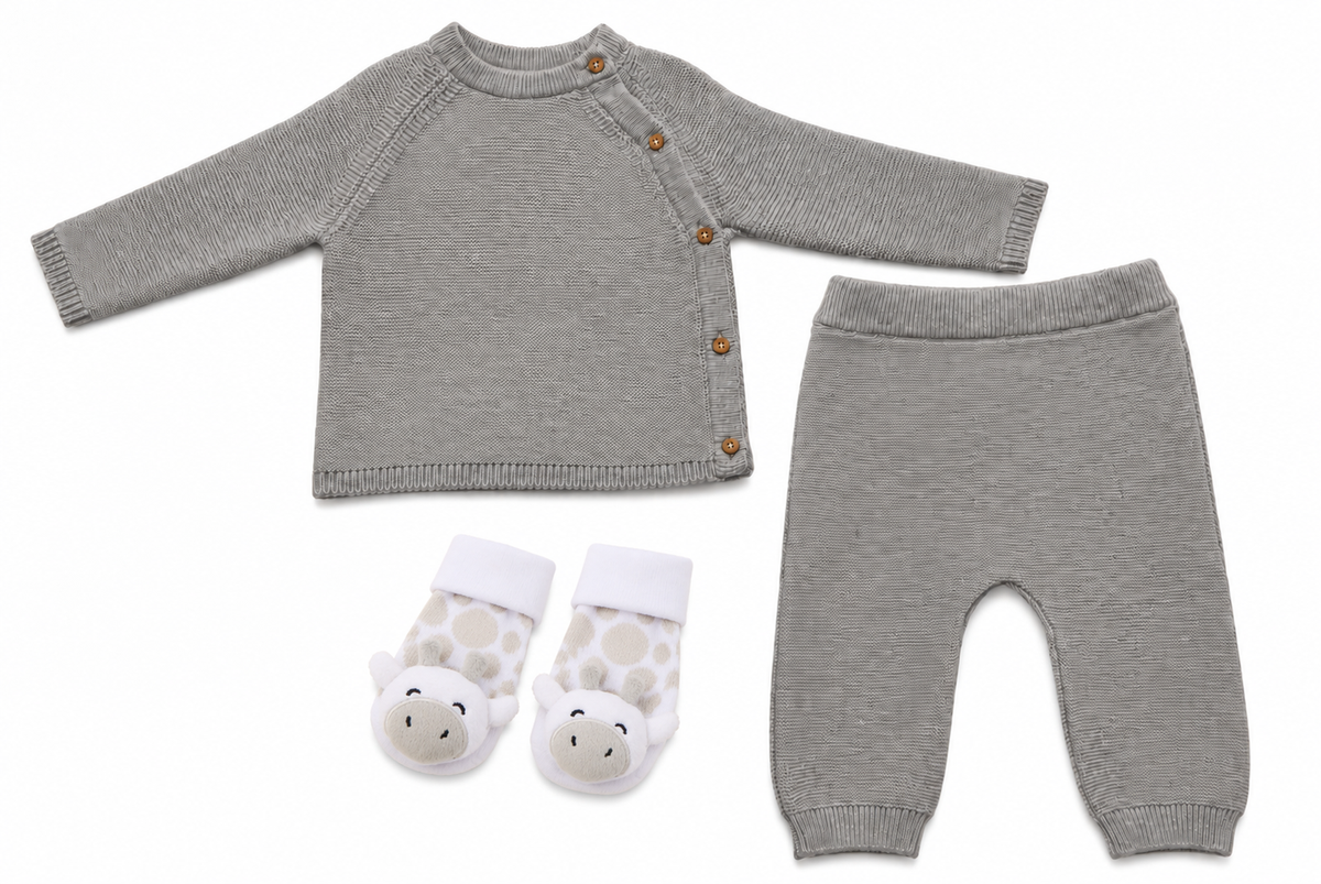 Bubbachubs Grey Knitted Sweater, Leggings And Giraffe Socks With Rattle Gift Set 0-9 Months